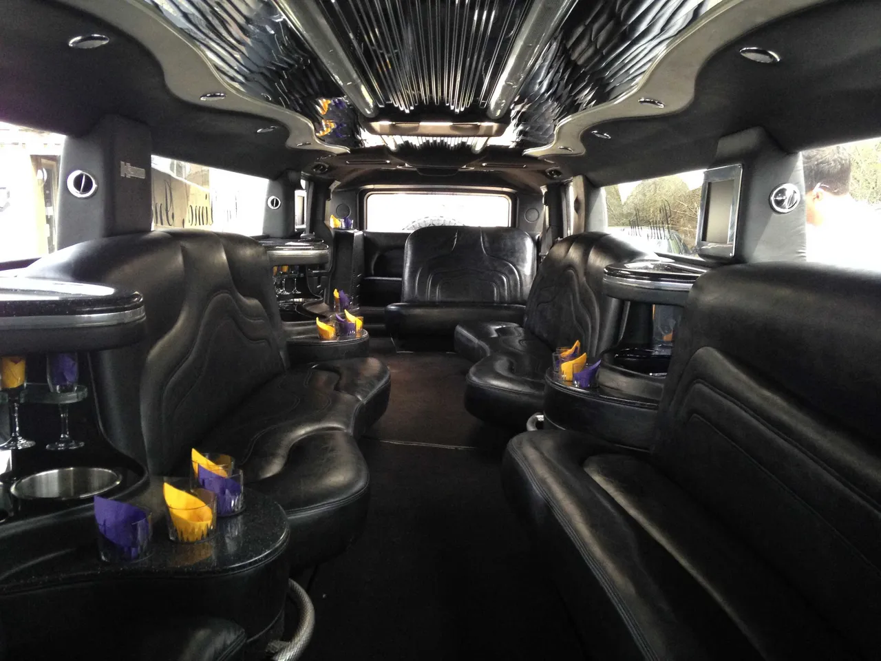 Hummer H2 Limousine - Elizabeth Taylor interior for limo rental Hummer H2 Limousine - Elizabeth Taylor interior for limo rental